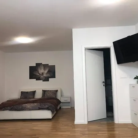 Laelegance Old Town Apartment